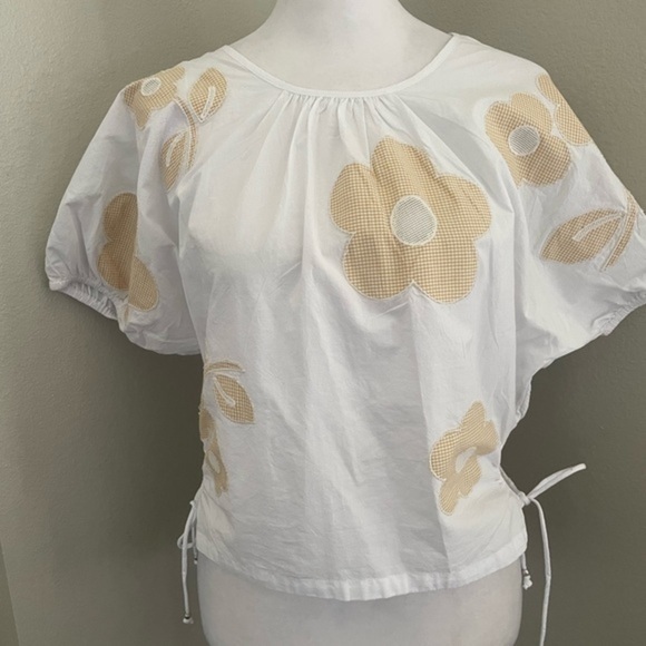 Madewell Tops - Madewell Embroidered Poplin Puff-Sleeve Cutout Crop Top